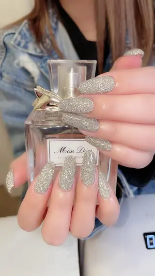 ロング カラー ネイル Petite Cannelle所属・Petite Cannelleのネイルデザイン