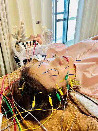 美容鍼灸サロン mahoroba院長のエステ・リラクイメージ