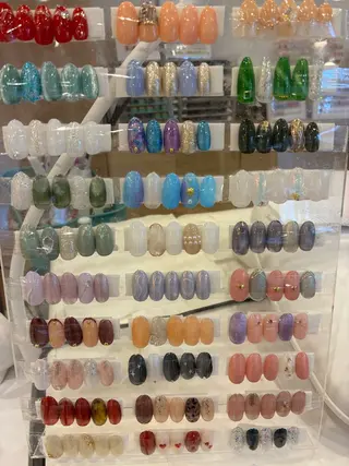 ネイル beauty MyRA所属・MyRA みゆきのネイルデザイン