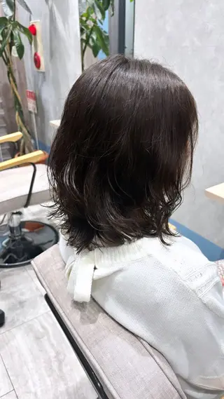 ミディアム パーマ 中嶋 佳穂のヘアスタイル