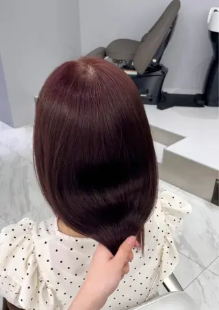 ミディアム 菜々🫧新宿 透明感ケアブリーチのヘアスタイル