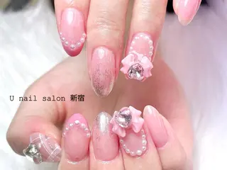 ネイル U nail 🩷新宿店のネイルデザイン