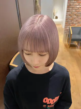 ショート marino/ カラー/顔周りカットのヘアスタイル