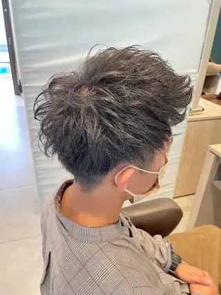 メンズ EARTH 山﨑龍馬のヘアスタイル