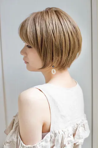 ショート カラー ヘアアレンジ ❣️韓国レイヤー ❣️渡部晃輝のヘアスタイル