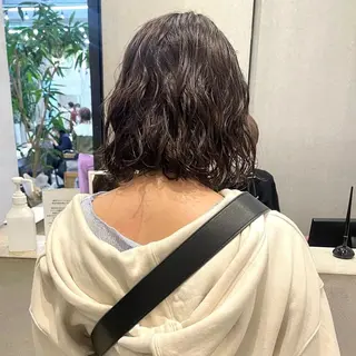 ミディアム 縮毛矯正、髪質改善 肘以上無料のヘアスタイル