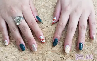 ネイル 櫛の屋浜口店所属・櫛の屋浜口店 sumireのネイルデザイン