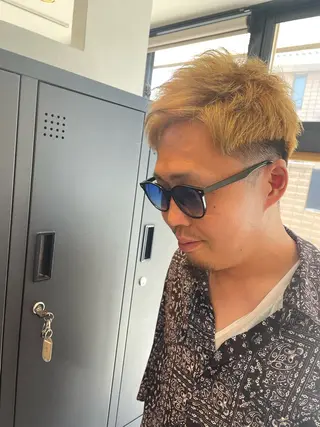 ショート カラー Gift.hair&spa所属・森崎 歩のヘアスタイル