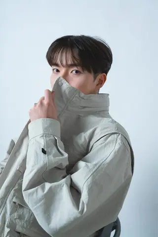 ミディアム メンズ 1inch所属・透明感カラー/似合わ せカット/亀井唯登のヘアスタイル
