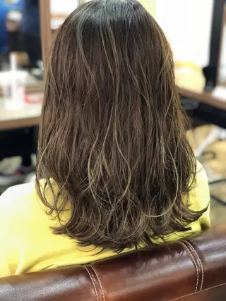 ミディアム カラー ☆est hair☆ 新宿ナプラスタジオのヘアスタイル