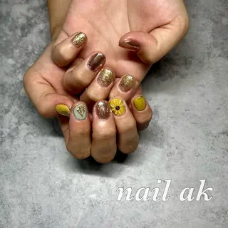ネイル ak nail .のネイルデザイン
