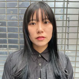 セミロング カラー ホリケ アオイのヘアスタイル