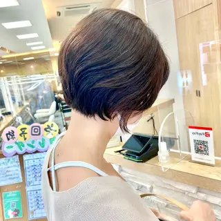 ショート カラー 北村 絵里のヘアスタイル
