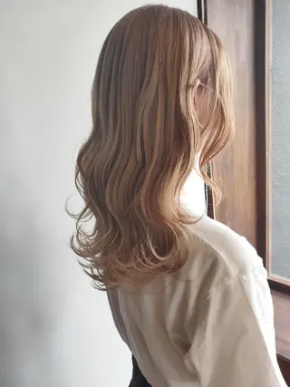 ロング カラー ReiZ mizuhoのヘアスタイル