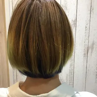 ショート カラー embrace エンブレイスのヘアスタイル
