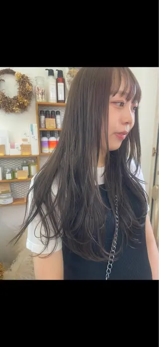 ロング カラー milk所属・キノシタ マユのヘアスタイル