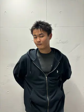 メンズ darts所属・マツダ レンのヘアスタイル