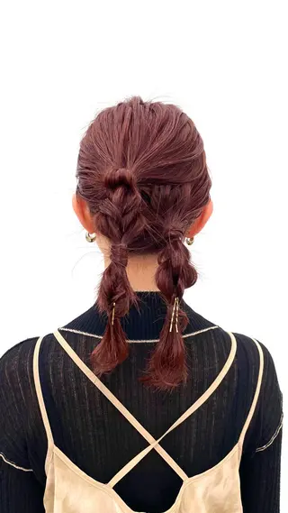 ミディアム カラー ヘアアレンジ 暖色ダブルカラーボブ レイヤー🌈AINAのヘアスタイル