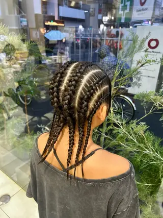 ヘアアレンジ airi🌺特殊ヘア /コーンロウ✨のヘアスタイル