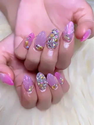 ネイル 菅野 愛花のネイルデザイン