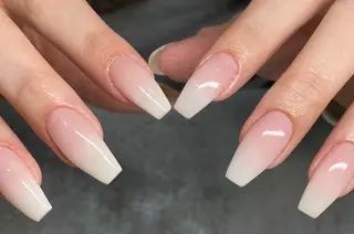 ネイル エルバイノリコ 堅田 🎀パラジェル取扱店のネイルデザイン