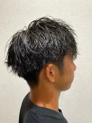 ショート パーマ 小島 陽成のヘアスタイル
