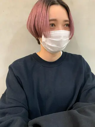 ショート カラー 小顔レイヤー×コンパ クトボブ/林隆平のヘアスタイル