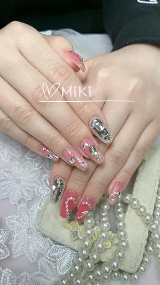 ネイル 🦋 MiKi 🦋 ネイルサロンのネイルデザイン
