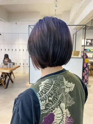 カラー 🎀ボブ＋ハイトーン シュカ👶🏻のヘアスタイル