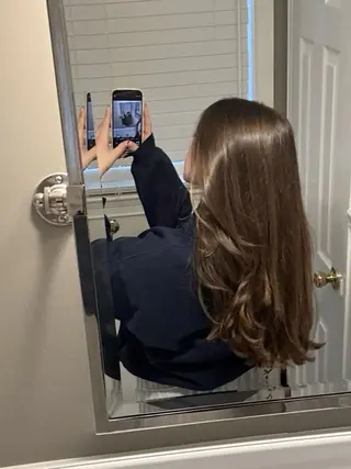 ロング カラー 🤍レイヤーカット/ ベージュヘア🤍のヘアスタイル