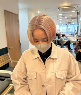 ショート カラー 聖斗 /ハイトーン/パーマのヘアスタイル