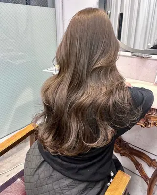 ロング Pia hair design所属・【Pia】 セナ/ハイトーンのヘアスタイル