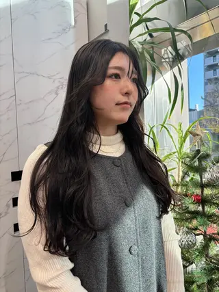 ロング カラー miu /透明感カラーのヘアスタイル