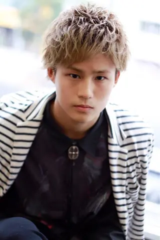 メンズ LAS 代表 ナガカワ コウヘイのヘアスタイル