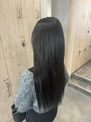 ロング 神田 衣織のヘアスタイル