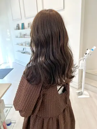 セミロング カラー ParveMix 岡本えりかのヘアスタイル