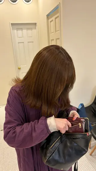 セミロング よこやま なぎさのヘアスタイル