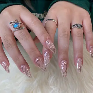 ネイル Lyna Nailのネイルデザイン