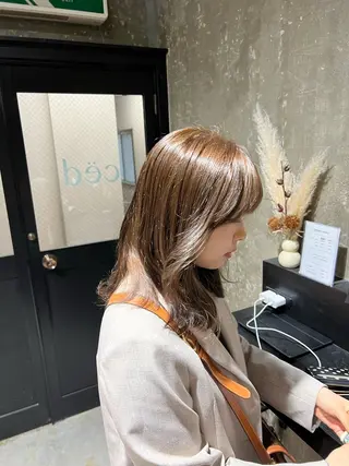 カラー 久永 菫のヘアスタイル