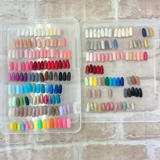 ネイル Can I Dressy  溝ノ口店所属・F. Neneのネイルデザイン