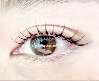 パーマ Z • Sunny eyelash 【ゼットサニーエアラシュン】所属・Yuki Yukiのマツエク・マツパデザイン