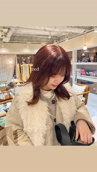 カラー 上野 莉菜のヘアスタイル