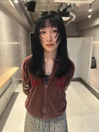 セミロング 斎藤祐樹 /レイヤー/パーマのヘアスタイル