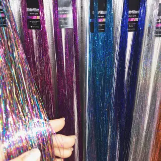 カラー エクステ ハイトーン 💭黒崎ハルカのヘアスタイル