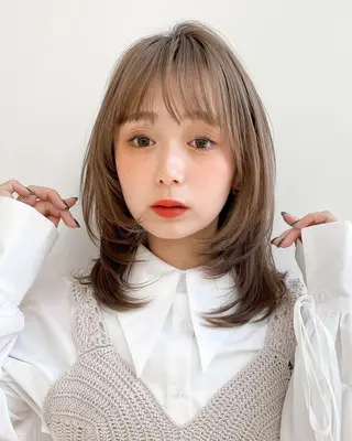 ミディアム カラー 宮本 聖希のヘアスタイル