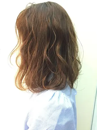ミディアム カラー ✂️小顔カット✂️ 山本有紀のヘアスタイル