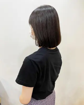 ミディアム カラー あずまぐち めぐみのヘアスタイル