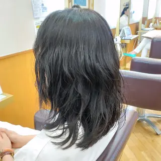 ミディアム 仮屋 敬介のヘアスタイル
