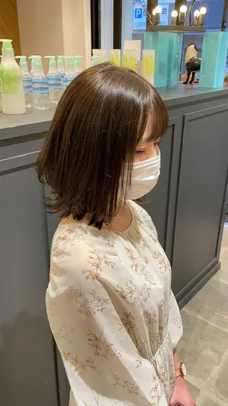 ミディアム 細沼 葵のヘアスタイル