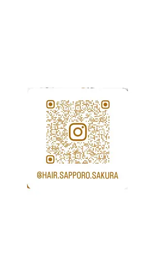 セミロング バディーブラウン所属・韓国🇰🇷 SAKURAのヘアスタイル